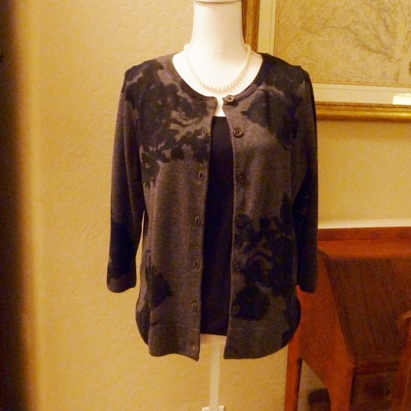 Cardigan Italian Merino Wool Gray Black EUC - Picture 1 of 7